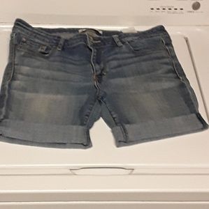 Abercrombie & Fitch Cuffed Denim Shorts